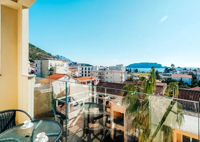 Sea-View Pd38 By In Property