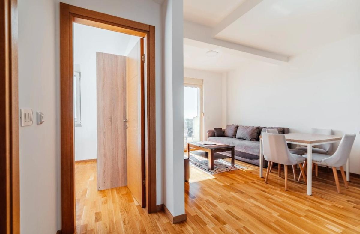 Sea-view Pd38 By In Apartment