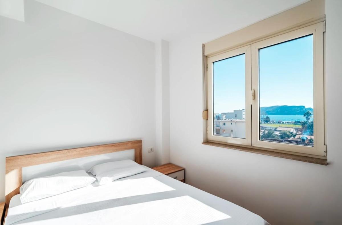Sea-view Pd38 By In Budva